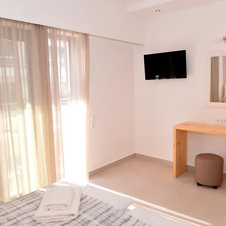 Island Dreams Rooms & Suites Guest house