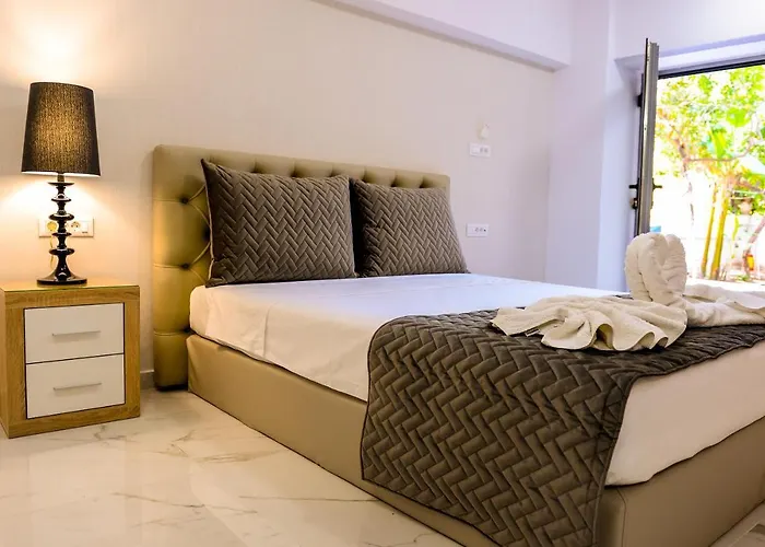 Island Dreams & Rhodes City